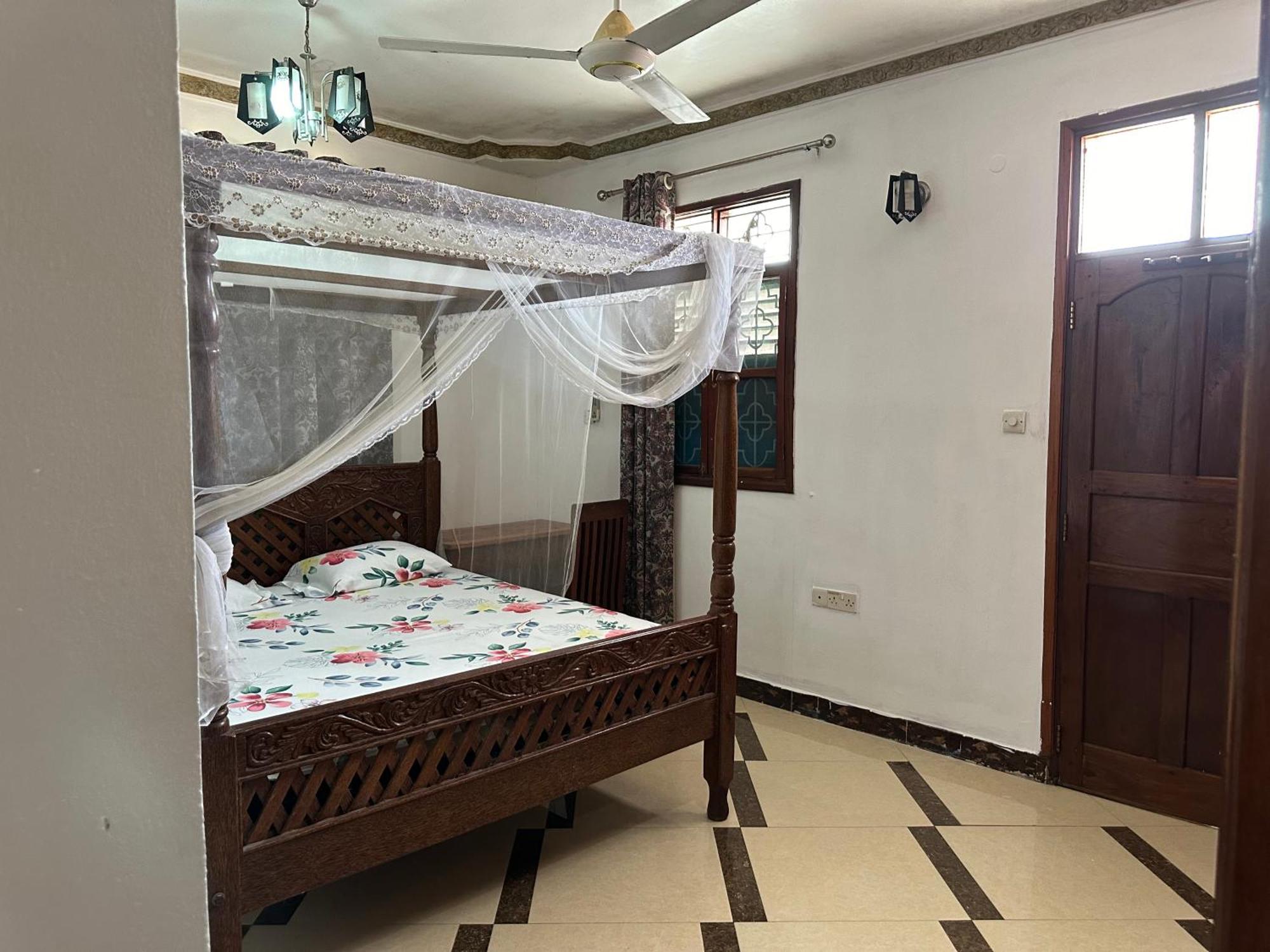 Pazuri Appartement *