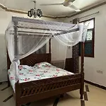 Pazuri Apartment